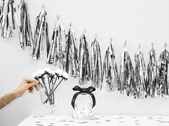 Párty girlanda - Tassel garland, silver (1 ks) - GR4009