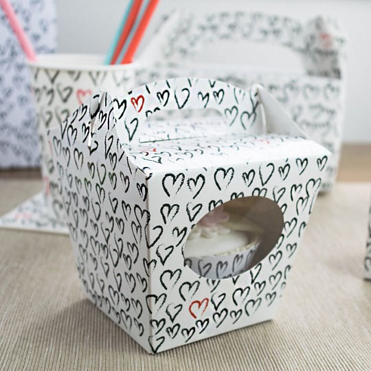 Krabička na cupcake - Hearts (8 Ks) - K11-5021-01