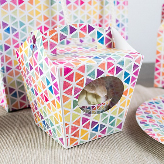 Krabička na cupcake - Triangles (8 Ks) - K11-5025-01