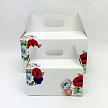 Svadobná krabička malá s farebnými kvetmi sasaniek